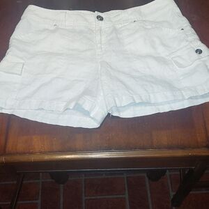 Stylish Women's Cargo Shorts in White